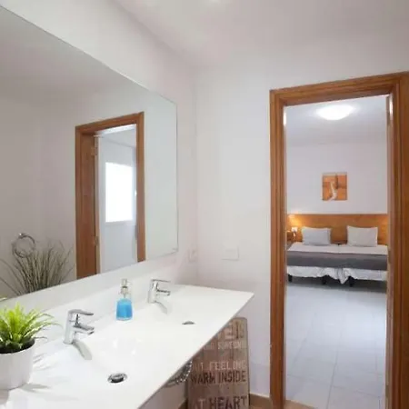 San Cristobal De La Laguna Sleeps 4 Wifi Διαμέρισμα